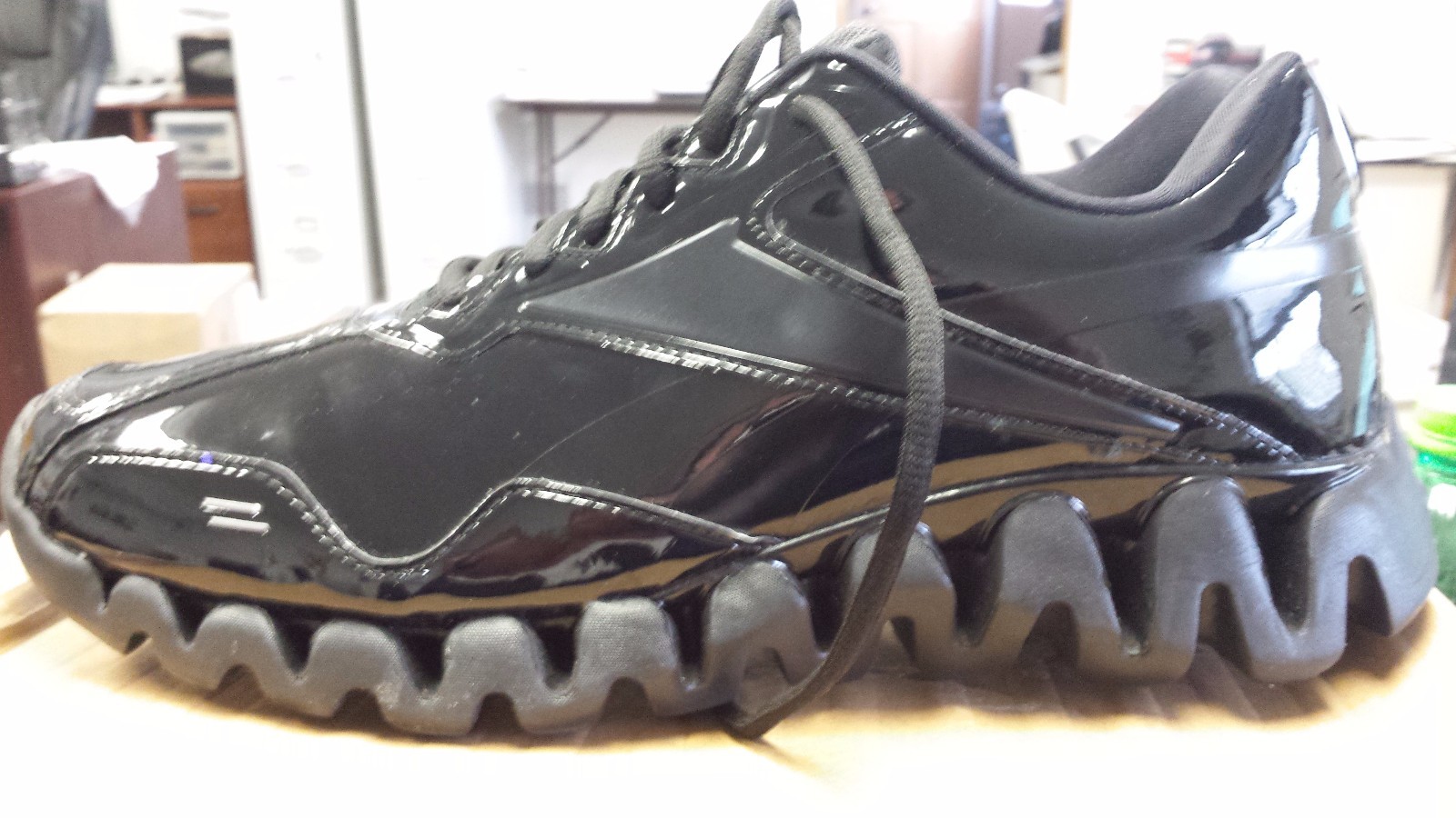 reebok zigtech referee shoes